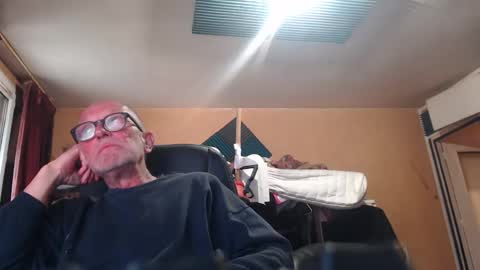 Snapshot of pc8474408 chatting on 4, 5, 2026 pc8474408 online show from 4, 5, 2026