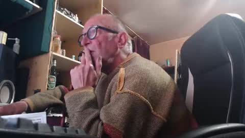 Snapshot of pc8474408 chatting on 16, 5, 2026 pc8474408 online show from 16, 5, 2026