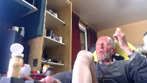 Snapshot of pc8474408 chatting on 15, 6, 2026 pc8474408 online show from 15, 6, 2026
