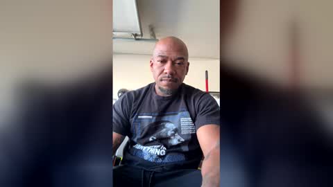 Snapshot of pcuddy3 chatting on 29, 3, 2026 Phenomenal online show from 29, 3, 2026