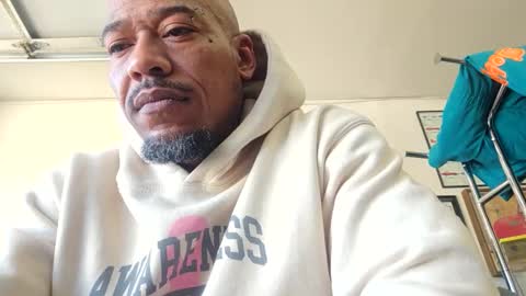 Snapshot of pcuddy3 chatting on 5, 5, 2026 Phenomenal online show from 5, 5, 2026