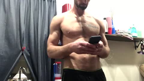 Snapshot of pduke81 chatting on 17, 12, 2024 Hung sung Hero online show from 17, 12, 2024