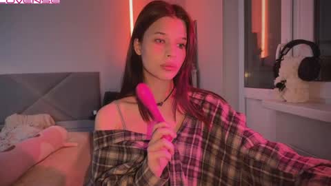 Snapshot of peaceful_oblivion chatting on 4, 2, 2025 Sandra Next Stream pm MSK 5 pm UTC1pm EDT online show from 4, 2, 2025