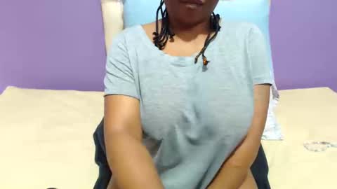 Snapshot of peachassxx chatting on 1, 2, 2025 peachy online show from 1, 2, 2025