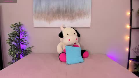 Snapshot of peachbrii chatting on 14, 4, 2026 Briana online show from 14, 4, 2026