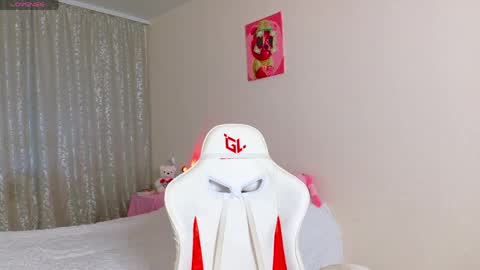 Snapshot of peachiee__ chatting on 16, 5, 2026 Ann online show from 16, 5, 2026