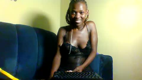 peachie online show from 4, 10, 2025