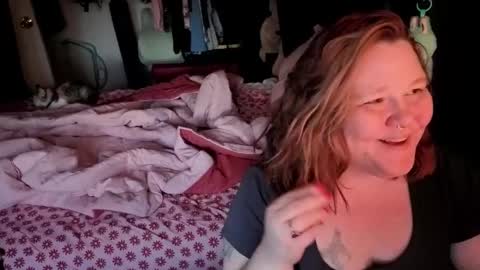 Snapshot of peachynessa chatting on 3, 2, 2026 Peachy Nessa online show from 3, 2, 2026