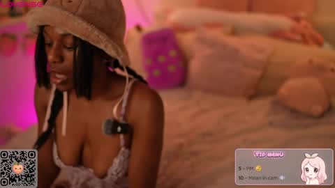 Snapshot of peachypeachgirl chatting on 8, 4, 2026 peachypeachgirl online show from 8, 4, 2026