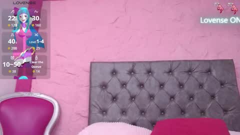 Snapshot of pearl_michelts chatting on 27, 10, 2025 michel online show from 27, 10, 2025