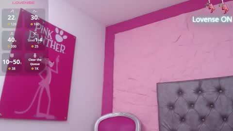 Snapshot of pearl_michelts chatting on 11, 11, 2025 michel online show from 11, 11, 2025