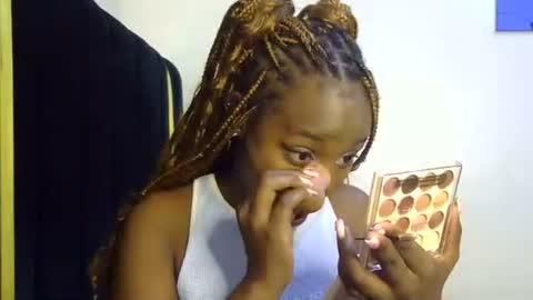 Snapshot of pearl_velvet chatting on 7, 3, 2026 vel online show from 7, 3, 2026