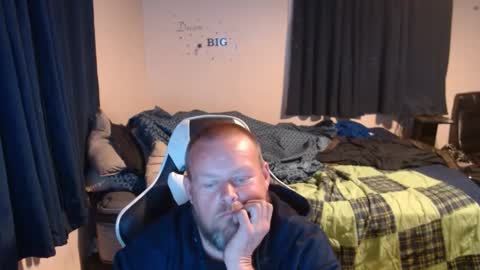 Snapshot of pecker40 chatting on 6, 1, 2025 pecker40 online show from 6, 1, 2025