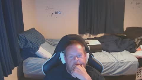 Snapshot of pecker40 chatting on 4, 3, 2025 pecker40 online show from 4, 3, 2025