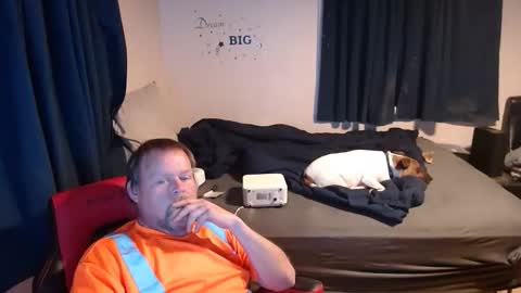 Snapshot of pecker40 chatting on 13, 12, 2025 pecker40 online show from 13, 12, 2025