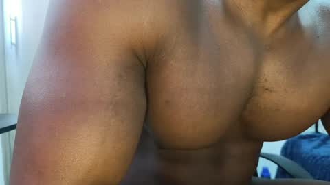 Snapshot of pecsblack888 chatting on 20, 4, 2026 pecsblack888 online show from 20, 4, 2026