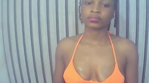 Snapshot of peetyface chatting on 18, 11, 2025 Lizzy online show from 18, 11, 2025