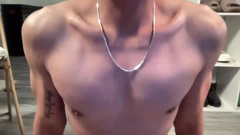 Snapshot of pegasus766152 chatting on 17, 10, 2025 pegasus766152 online show from 17, 10, 2025