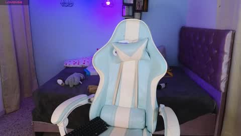 Snapshot of peggy_funn chatting on 13, 1, 2025 peggy-funn online show from 13, 1, 2025