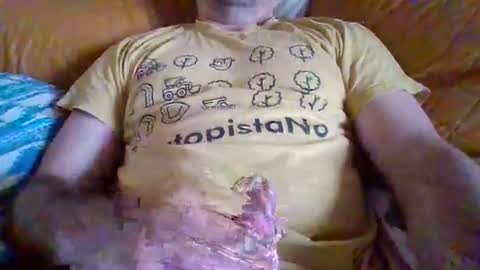 Snapshot of pegme80 chatting on 4, 5, 2026 pegme80 online show from 4, 5, 2026