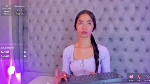 Peiton Lee online show from 28, 6, 2026