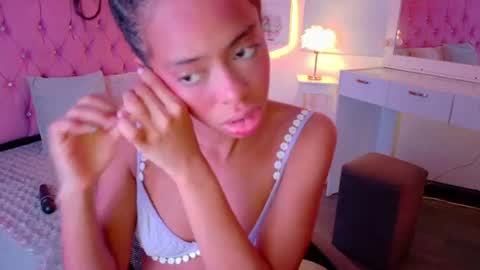 Snapshot of peneelopeecute chatting on 12, 6, 2026 peneelopeecute online show from 12, 6, 2026