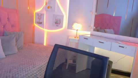 Snapshot of peneelopeecute chatting on 30, 7, 2026 peneelopeecute online show from 30, 7, 2026