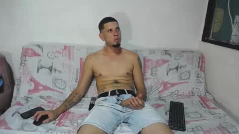 Snapshot of penelopeanddior chatting on 11, 9, 2025 independent model online show from 11, 9, 2025