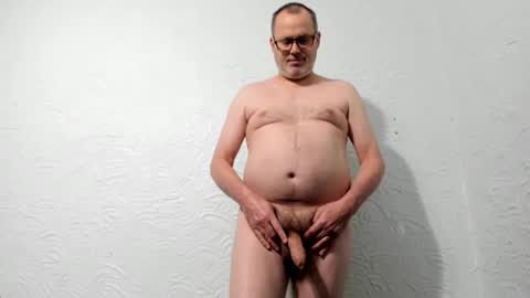 Vincent Howard online show from 8, 4, 2026