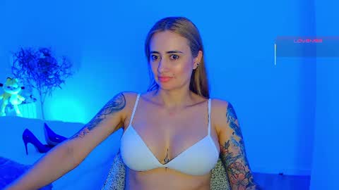 Hi Im Penelope  better vibrations  1111 online show from 19, 6, 2026