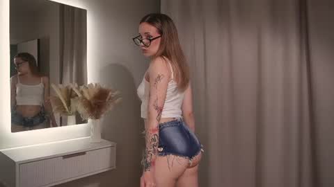 Snapshot of penylust chatting on 21, 7, 2026 im Kira today is my 1st day here 3 online show from 21, 7, 2026