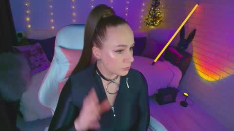 Snapshot of pepper_cat chatting on 22, 3, 2026 Dia online show from 22, 3, 2026