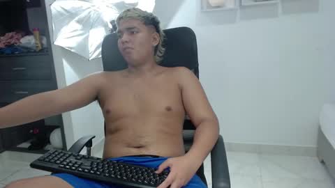 Snapshot of percibal_junior1 chatting on 31, 1, 2025 percibal_junior1 online show from 31, 1, 2025