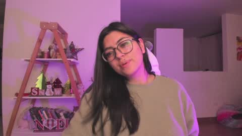 Sarah Ana Banana online show from 3, 1, 2025