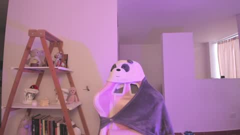 Sarah Ana Banana online show from 20, 1, 2025