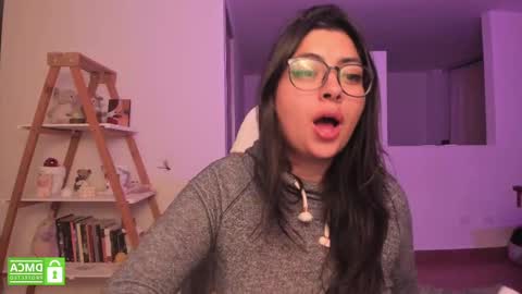 Sarah Ana Banana online show from 28, 2, 2025