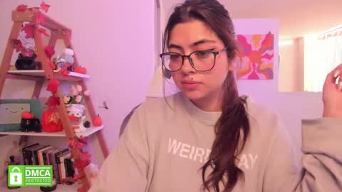 Sarah Ana Banana online show from 10, 11, 2025