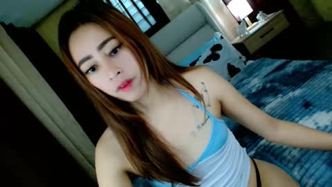 Snapshot of perfect_suckerqueen69 chatting on 19, 3, 2026 Sweet Gwen online show from 19, 3, 2026