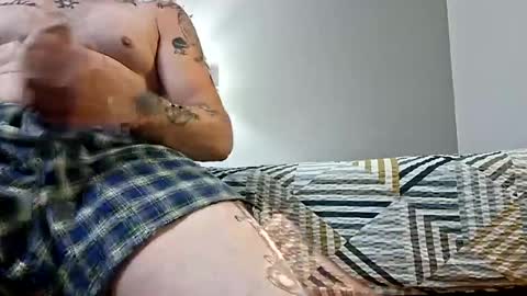 Snapshot of perfectcumfort92 chatting on 6, 7, 2026 perfectcumfort92 online show from 6, 7, 2026