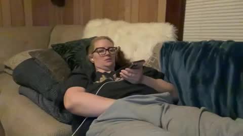 Nelly online show from 8, 11, 2025