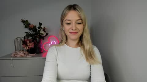 Snapshot of perfectxcindy chatting on 8, 1, 2025 Cindy online show from 8, 1, 2025
