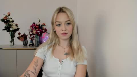 Snapshot of perfectxcindy chatting on 7, 3, 2025 Cindy online show from 7, 3, 2025