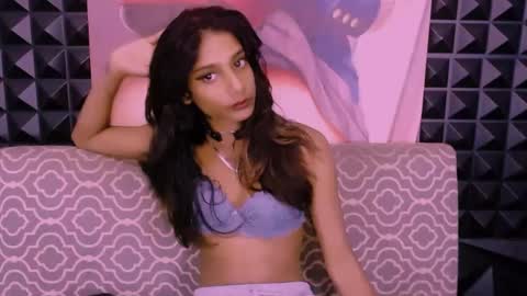satins seduction online show from 4, 12, 2024