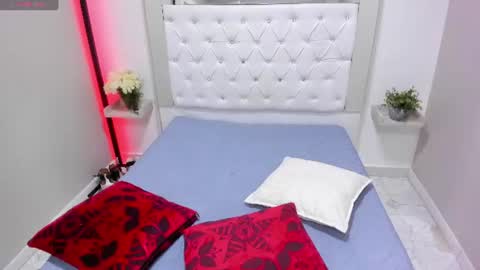 Perla online show from 10, 7, 2026