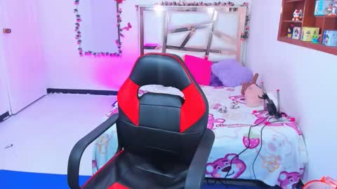 PERLA online show from 13, 12, 2025