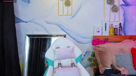 Perla Franco online show from 12, 4, 2026