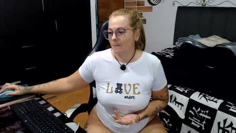 Snapshot of perlagoloza05 chatting on 1, 7, 2026 goloza online show from 1, 7, 2026