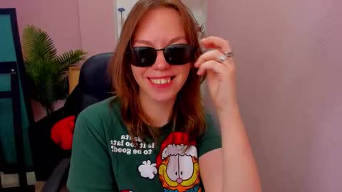 horror flying on the wings of the night.... online show from 17, 12, 2025