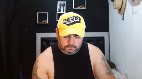 Snapshot of perverseveteranmanxxx chatting on 12, 2, 2025 Carlos online show from 12, 2, 2025