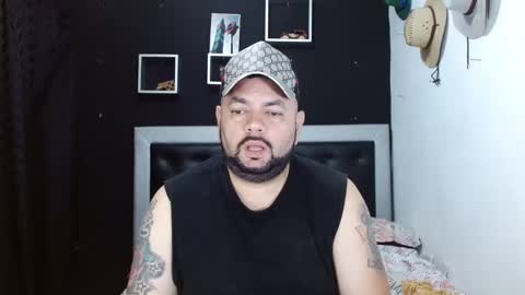 Snapshot of perverseveteranmanxxx chatting on 18, 2, 2025 Carlos online show from 18, 2, 2025